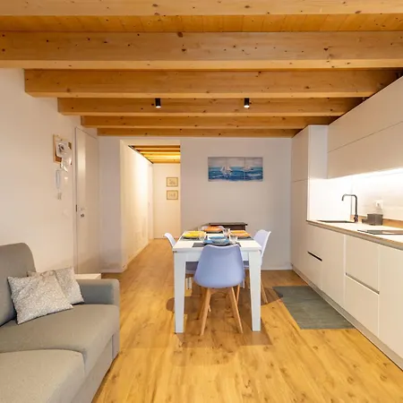 Vista Consolini-1 By Interhome